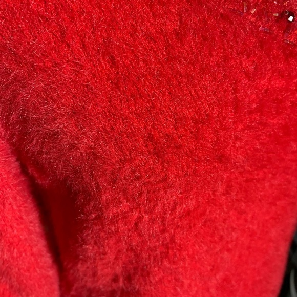 NWT Elena Wang Vibrant Red Eye-Lash V-Neck Jeweled Sweater Women Small - Picture 6 of 10